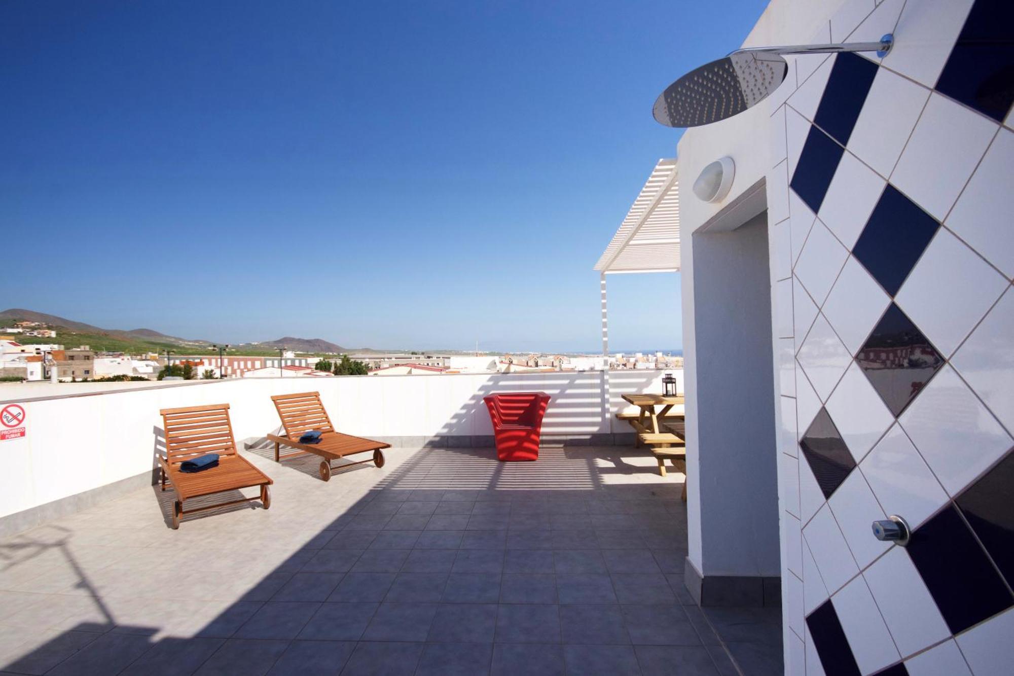 Apartamentos A 10 Minutos Del Aeropuerto Carrizal Екстер'єр фото