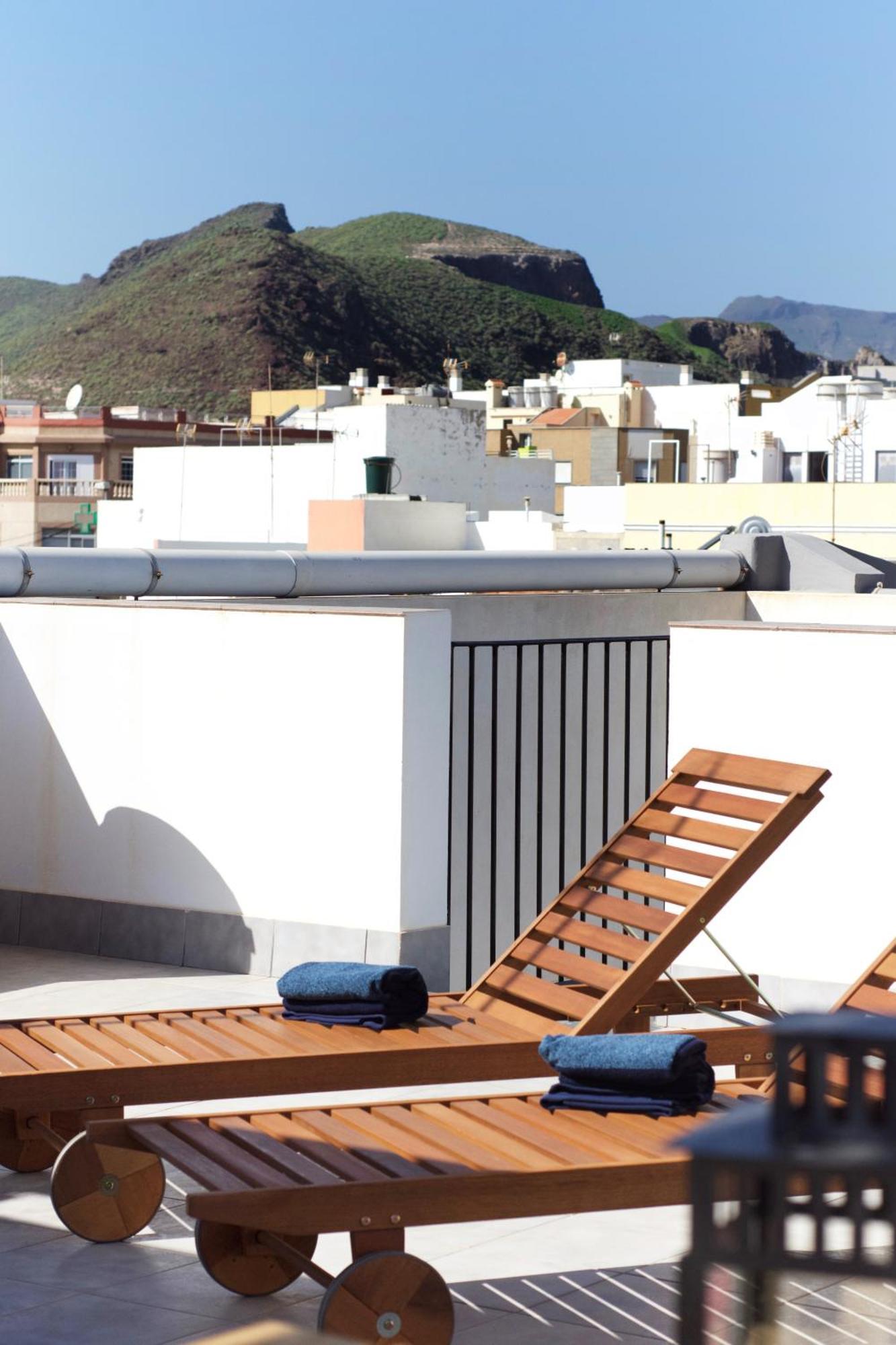 Apartamentos A 10 Minutos Del Aeropuerto Carrizal Екстер'єр фото