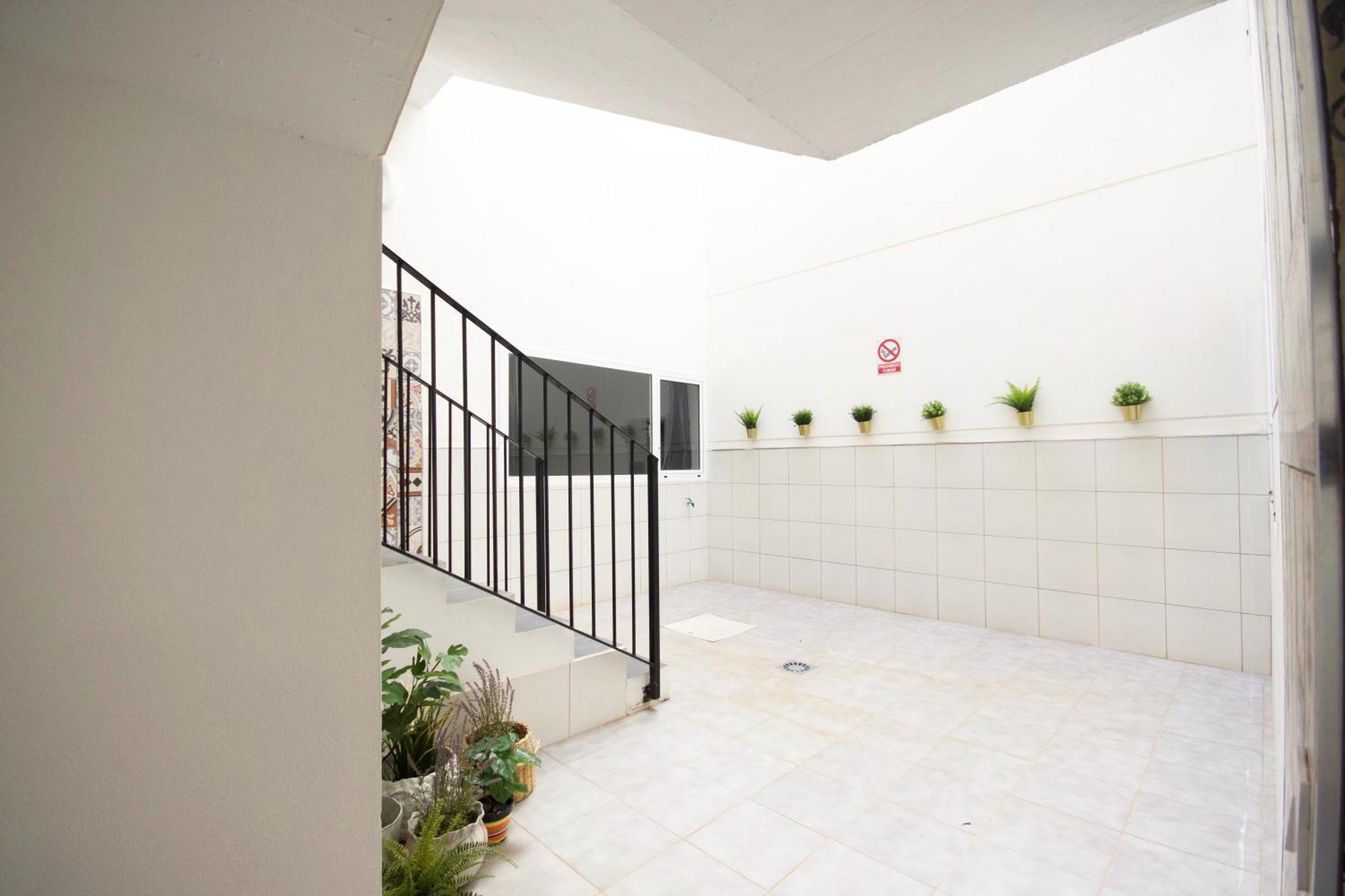 Apartamentos A 10 Minutos Del Aeropuerto Carrizal Екстер'єр фото