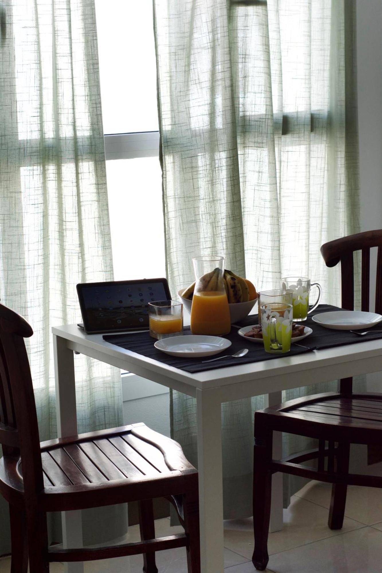 Apartamentos A 10 Minutos Del Aeropuerto Carrizal Екстер'єр фото